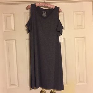 Cute out sleeve dress NWT